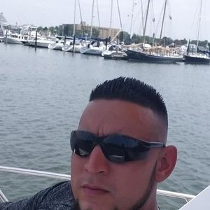 Meet your Posher, Luis